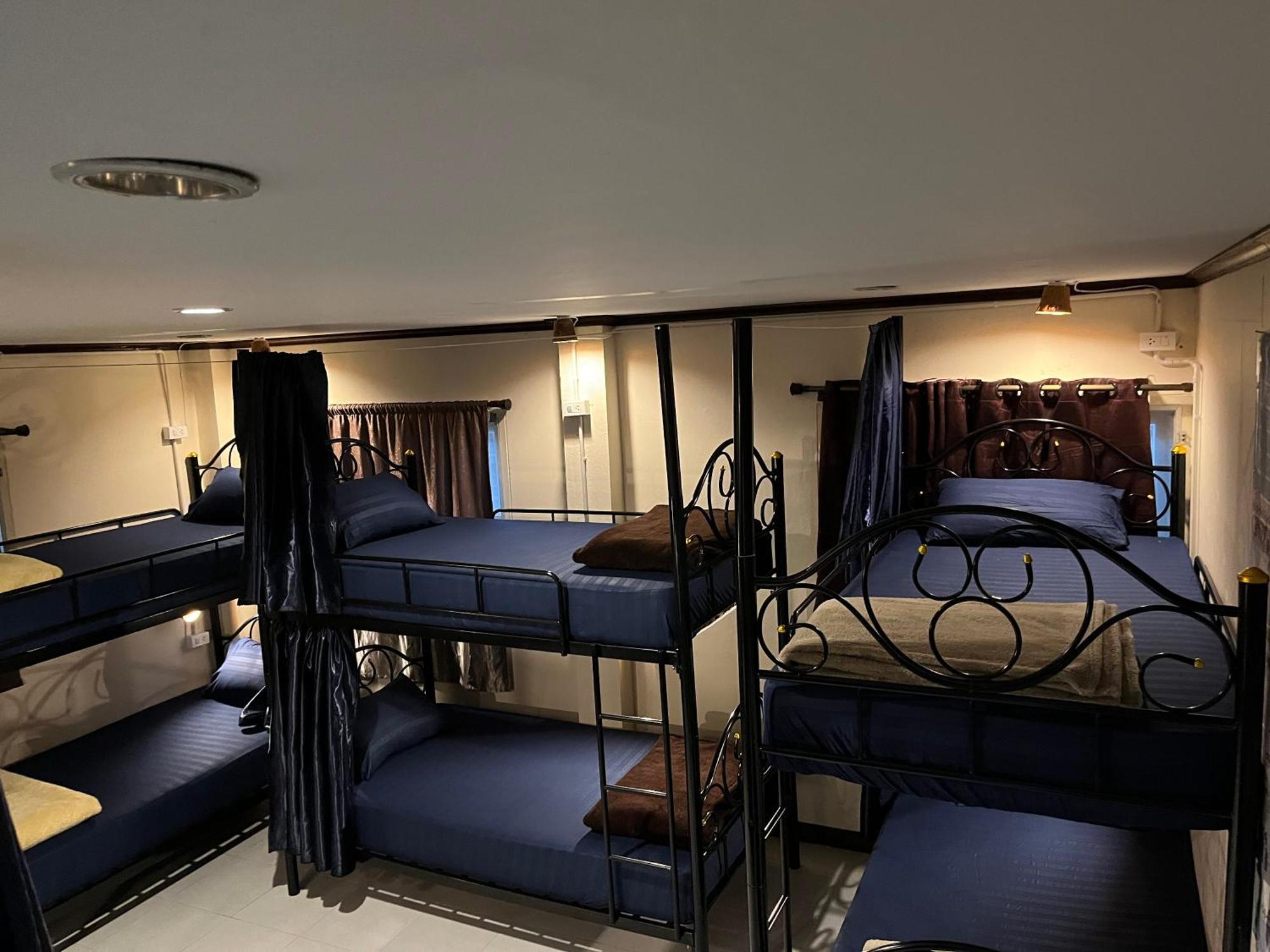 Moon Dolphin Hostel Haad Rin Esterno foto