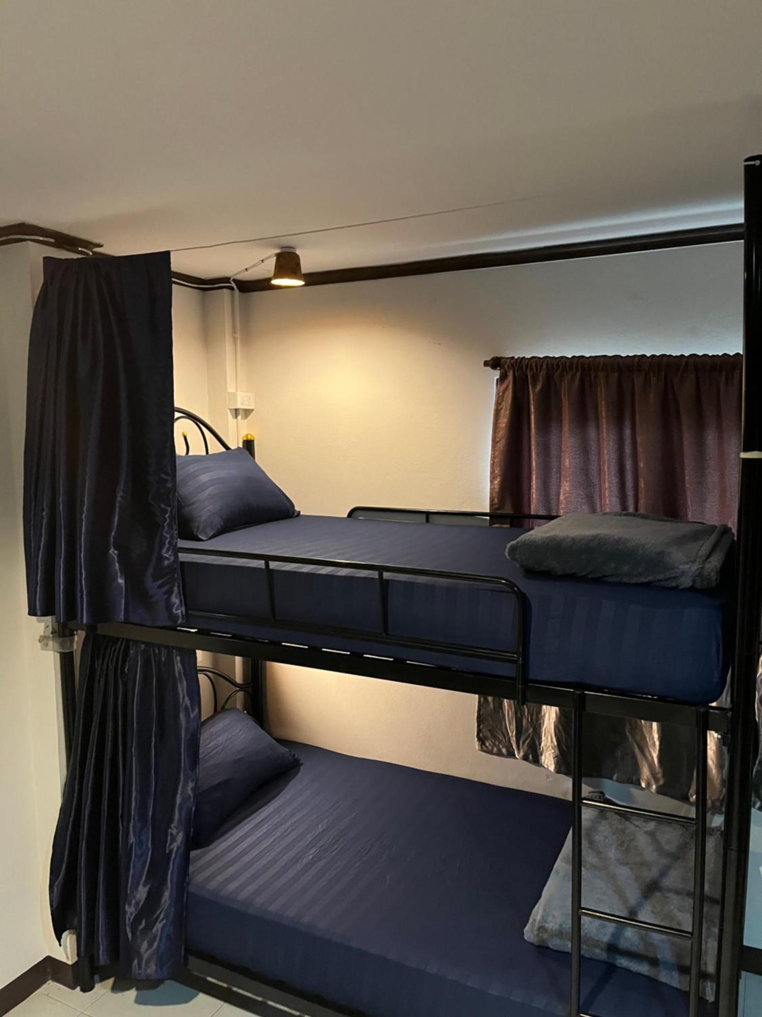 Moon Dolphin Hostel Haad Rin Esterno foto
