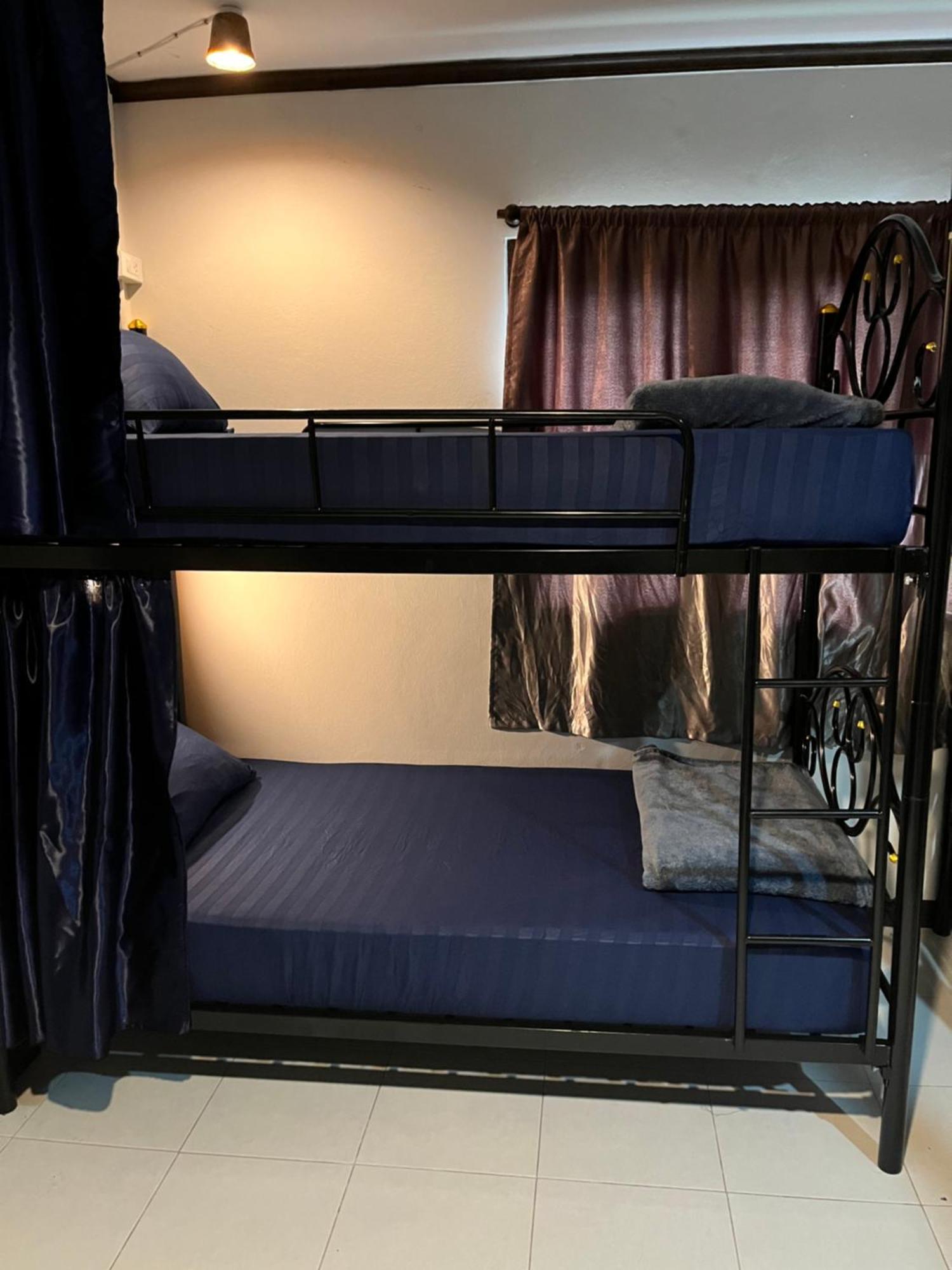 Moon Dolphin Hostel Haad Rin Esterno foto